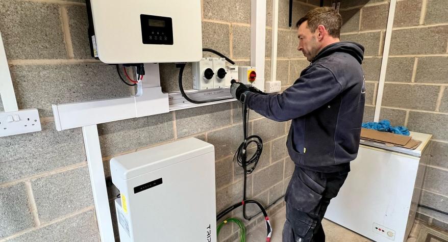 Solar inverter installer Leeds