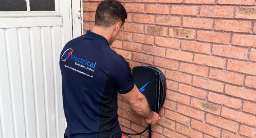 Reliable domestic electrician in Leeds.