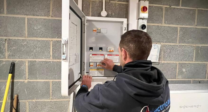 Solar PV & Battery Storage, Leeds