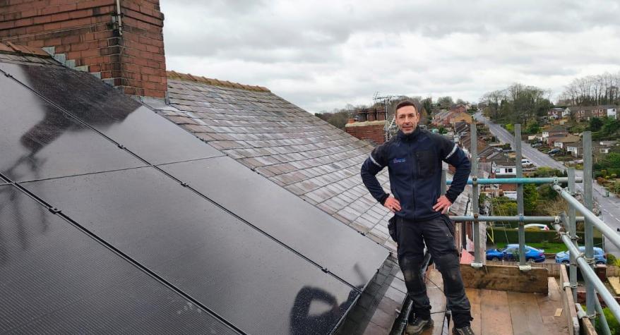 Solar Panels With Battery Storage, Leeds