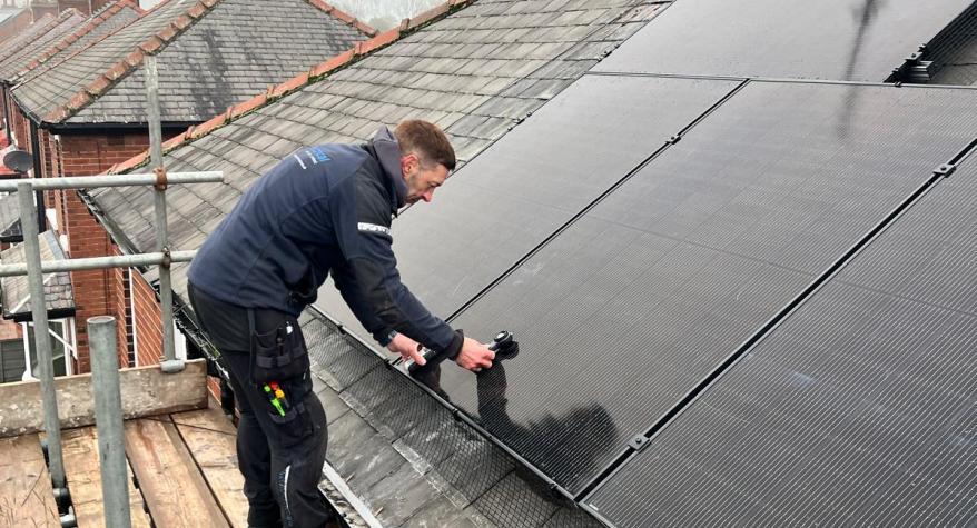 Solar Panel & Battery Storage Installation in Leeds